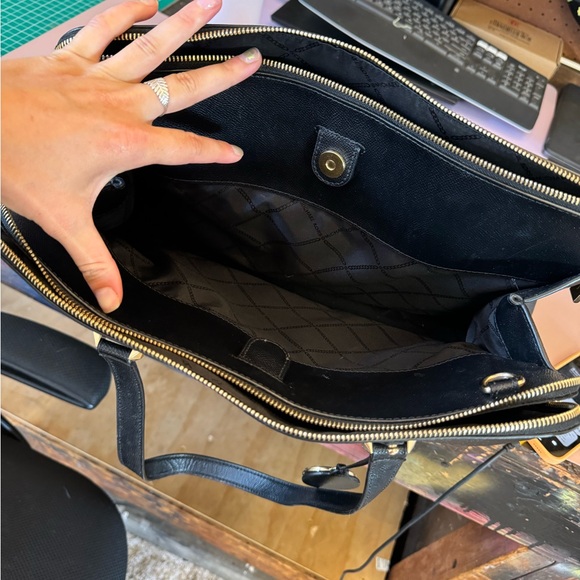 Michael Kors Large Work Purse - Picture 4 of 6